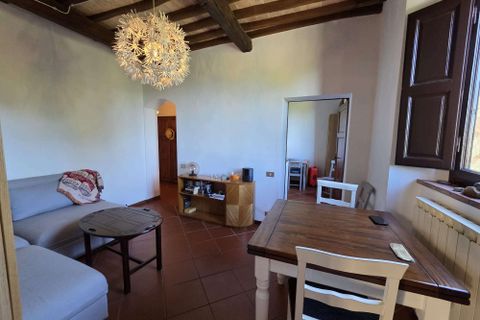 Villa a Lajatico, Pisa, Lajatico - € 125.000 | Ref: L-03-1138839 - foto 8