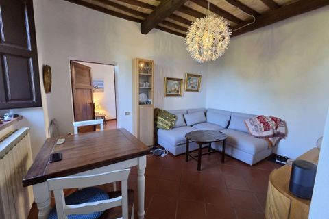 Villa a Lajatico, Pisa, Lajatico - € 125.000 | Ref: L-03-1138839 - foto 9