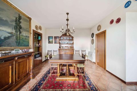 Villa i Cuveglio, Varese, Cuveglio - € 490.000 | Ref: W-02THRF-1140059 - foto 3