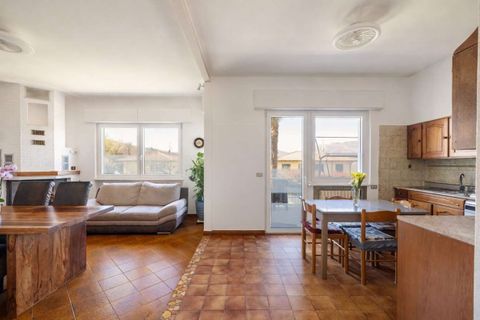 Villa i Luino, Varese, Luino - € 330.000 | Ref: W-04891V-1140075 - foto 2