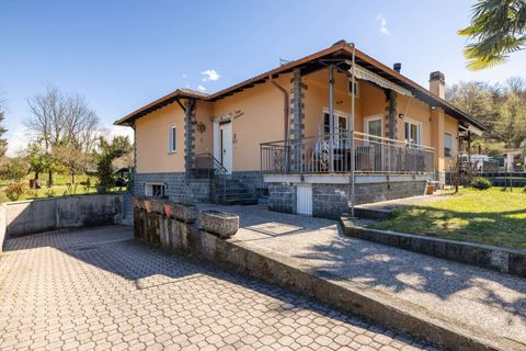 Villa i Luino, Varese, Luino - € 330.000 | Ref: W-04891V-1140075 - foto 10