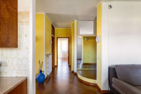 Villa i Luino, Varese, Luino - € 330.000 | Ref: W-04891V-1140075 - foto 11