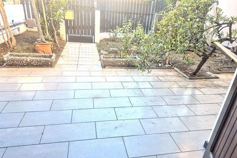 Leilighet i Saint-Denis, La Reunion, Saint-Denis - € 330 000 | Ref: 1167PI61 - foto 2