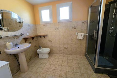 Villa a Mirambeau, Charente-Maritime, Mirambeau - € 146.000 | Ref: 3011444105 - foto 12