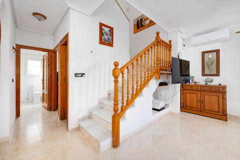 Villa i Playa Flamenca, Alicante, Playa Flamenca - € 395.000 | Ref: R11954 - foto 1