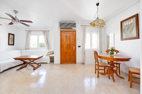 Villa i Playa Flamenca, Alicante, Playa Flamenca - € 395.000 | Ref: R11954 - foto 4