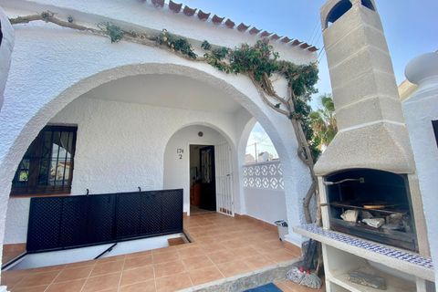 Villa a Torrevieja, Alicante, Torrevieja - € 850/mes | Ref: RENT-97M - foto 2