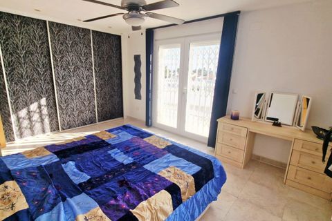 Villa a Torrevieja, Alicante, Torrevieja - € 2.500/mes | Ref: ER-03938A/866 - foto 18