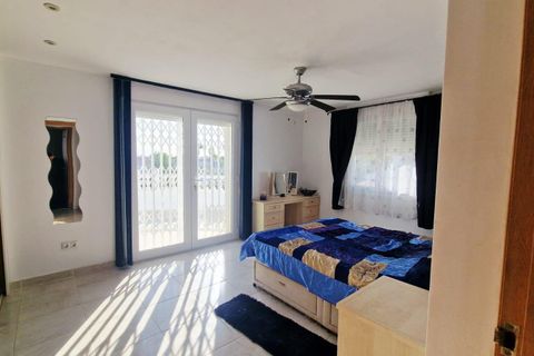 Villa a Torrevieja, Alicante, Torrevieja - € 2.500/mes | Ref: ER-03938A/866 - foto 19