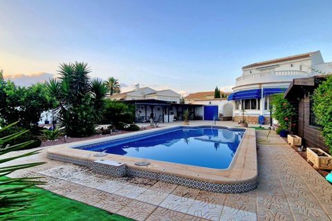 Villa a Torrevieja, Alicante, Torrevieja - € 2.500/mes | Ref: ER-03938A/866 - foto 24
