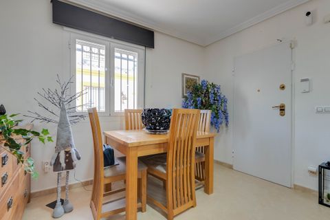 Stadthaus in Cabo Roig, Alicante, Cabo Roig - € 260.000 | Ref: P8992 - Foto 13