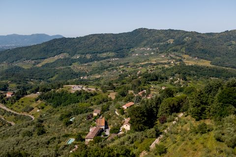 Landejendom i Lucca, Lucca, Lucca - € 575.000 | Ref: 1347 - foto 9