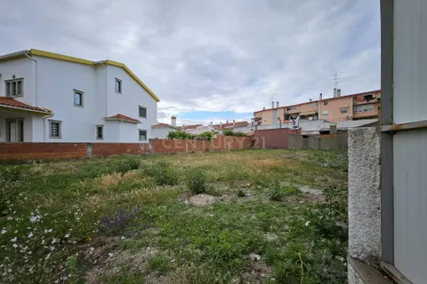 Helårsgrund i Castelo Branco, Castelo Branco, Castelo Branco - € 77.500 | Ref: C0434-01291 - foto 3