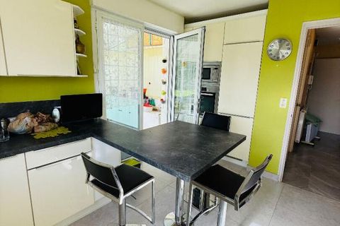 Villa a Geneuille, Doubs, Geneuille - € 399.000 | Ref: 683-BES - foto 8