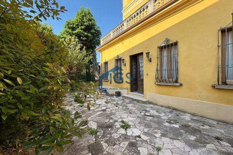 Villa a Rovato, Brescia, Rovato - € 795.000 | Ref: 836 - foto 20