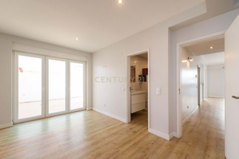 Villa i Carcavelos, Lisbon, Carcavelos - € 1.950.000 | Ref: 1747-02166 - foto 35