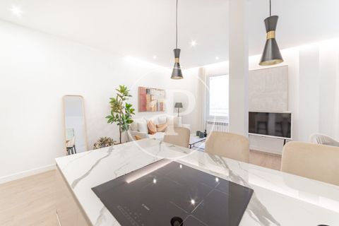 Apartament a Madrid, Madrid, Madrid - € 3.850/mes | Ref: AM2605022 - foto 19