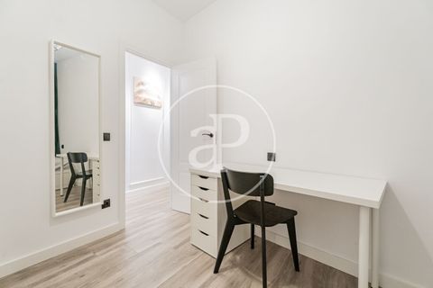 Apartament a Madrid, Madrid, Madrid - € 3.700/mes | Ref: AM2605020 - foto 15