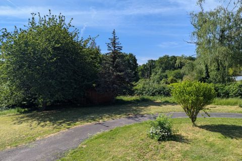 Villa a Montmorillon, Vienne, Montmorillon - € 125.000 | Ref: BVI84860 - foto 14