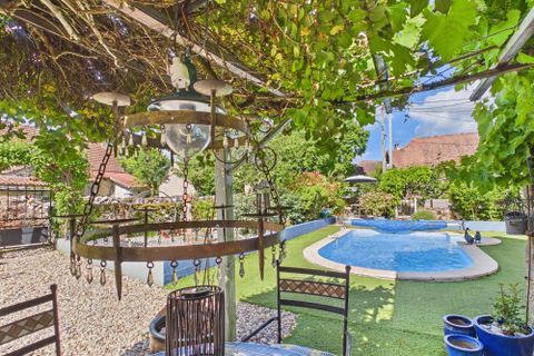 Villa a Villeneuve, Aveyron, Villeneuve - € 219.350 | Ref: BVI85149 - foto 3