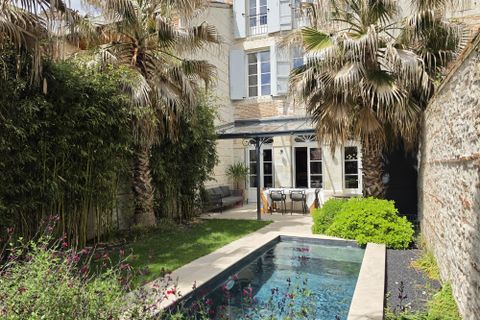 Villa a Agen, Lot-et-Garonne, Agen - € 850.000 | Ref: BVI85444 - foto 14