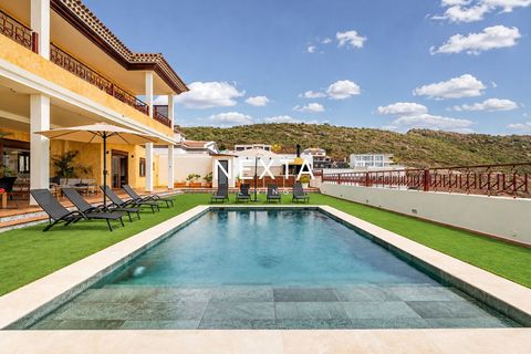 Villa a Adeje, Tenerife, Adeje - € 1.750.000 | Ref: 1121 - foto 19