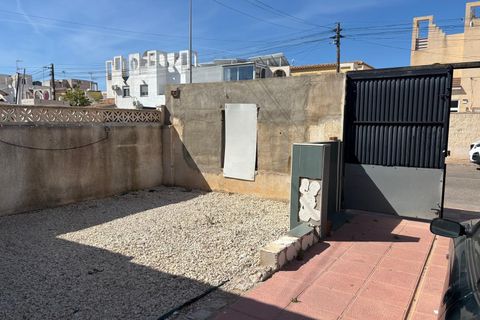 Bungalou a Torrevieja, Alicante, Torrevieja - € 114.900 | Ref: B273/3390 - foto 5