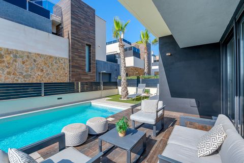 Villa i Cabo Roig, Alicante, Cabo Roig - € 599.000 | Ref: R-71077 - foto 3