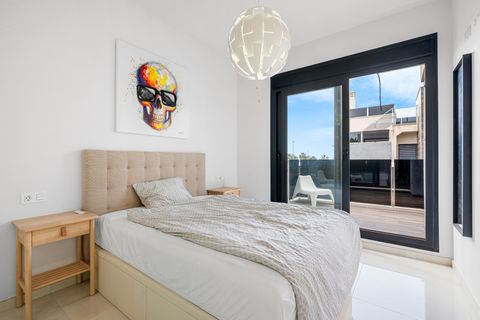 Villa i Cabo Roig, Alicante, Cabo Roig - € 599.000 | Ref: R-71077 - foto 23
