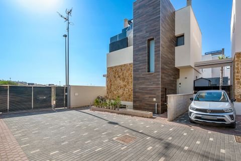 Villa i Cabo Roig, Alicante, Cabo Roig - € 599.000 | Ref: R-71077 - foto 43