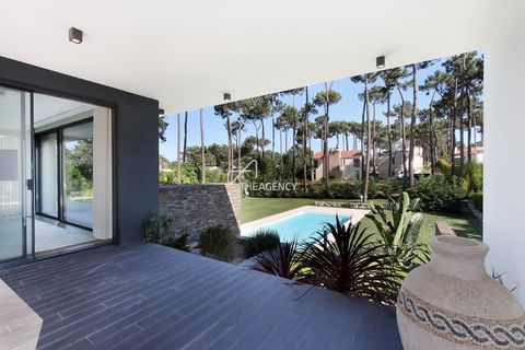 Villa i Almada, Setubal, Almada - € 6.800.000 | Ref: TAPT01-1797_CH_CKH - foto 47