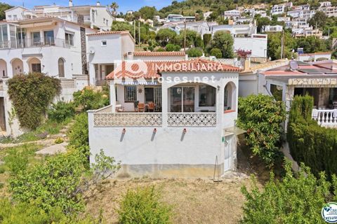 Villa a Roses, Gerona, Roses - € 359.000 | Ref: 3804 - foto 2