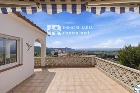 Villa a Roses, Gerona, Roses - € 359.000 | Ref: 3804 - foto 7