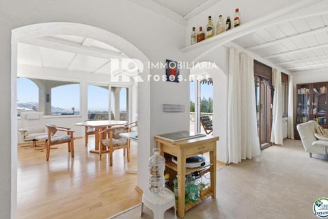 Villa a Roses, Gerona, Roses - € 359.000 | Ref: 3804 - foto 17