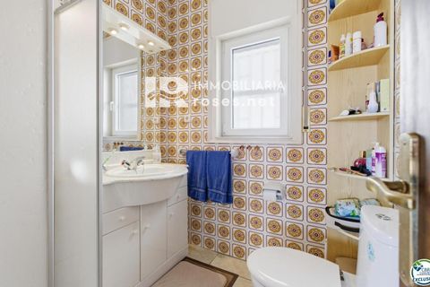 Villa a Roses, Gerona, Roses - € 359.000 | Ref: 3804 - foto 22