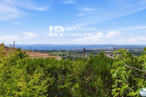 Villa a Roses, Gerona, Roses - € 359.000 | Ref: 3804 - foto 24
