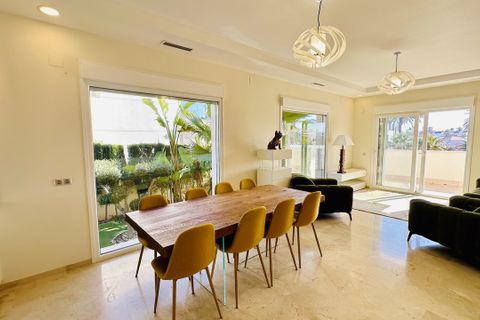 Villa a La Zenia, Alicante, La Zenia - € 1.500.000 | Ref: MLSC8149380 - foto 8
