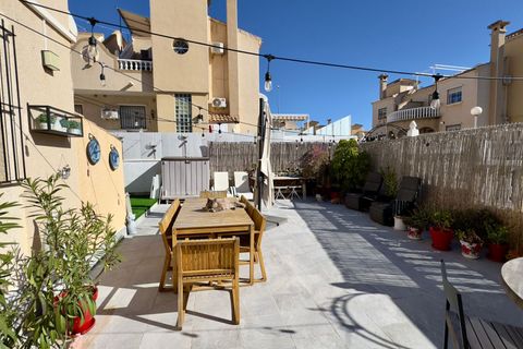 Villa i Orihuela Costa, Alicante, Orihuela Costa - € 279.900 | Ref: MLSC4765207 - foto 7
