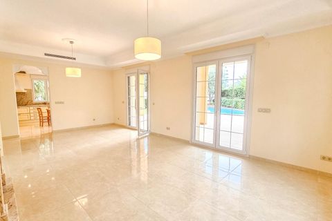 Villa a Cabo Roig, Alicante, Cabo Roig - € 1.700.000 | Ref: MLSC5283863 - foto 4
