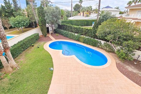 Villa a Cabo Roig, Alicante, Cabo Roig - € 1.700.000 | Ref: MLSC5283863 - foto 23