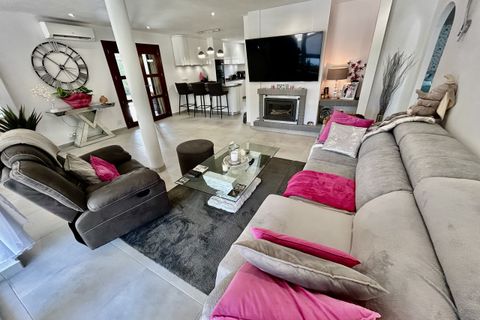 Villa i Cabo Roig, Alicante, Cabo Roig - € 799 000 | Ref: MLSC1094349 - foto 8
