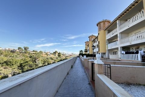 Lejlighed i Cabo Roig, Alicante, Cabo Roig - € 139.950 | Ref: MLSC9168442 - foto 2