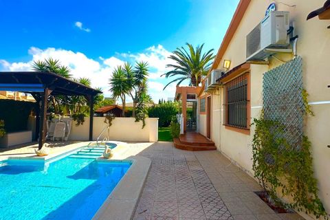 Villa Cabo Roigssa, Alicante, Cabo Roig - € 850 000 | Viite: MLSC5763426 - valokuva 8