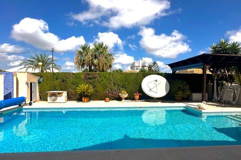 Villa Cabo Roigssa, Alicante, Cabo Roig - € 850 000 | Viite: MLSC5763426 - valokuva 13