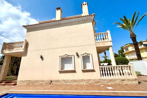 Villa a Cabo Roig, Alicante, Cabo Roig - € 910.000 | Ref: MLSC1421021 - foto 2