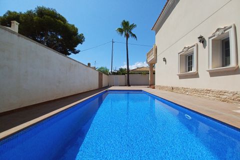 Villa a Cabo Roig, Alicante, Cabo Roig - € 910.000 | Ref: MLSC7062272 - foto 8