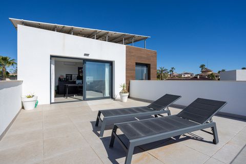 Villa in Ciudad Quesada, Alicante, Ciudad Quesada - € 699.000 | Ref: MLSC707401 - foto 25