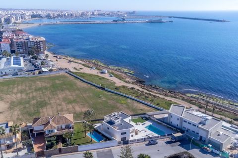 Villa i Torrevieja, Alicante, Torrevieja - € 1.490.000 | Ref: MLSC7592154 - foto 5