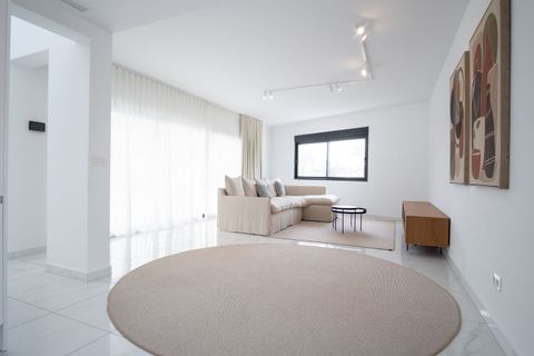 Villa i Torrevieja, Alicante, Torrevieja - € 1.490.000 | Ref: MLSC7592154 - foto 9