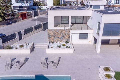 Villa i Torrevieja, Alicante, Torrevieja - € 1.490.000 | Ref: MLSC7592154 - foto 32